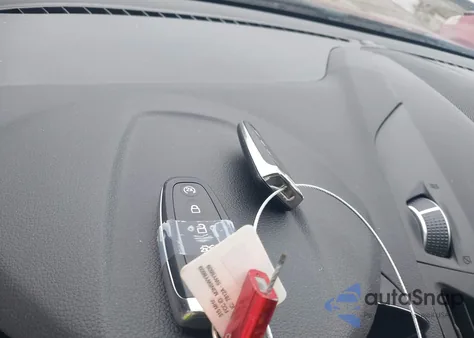 2019 Ford Escape Se из США, поврежденный, VIN 1FMCU9GD6KUB49115